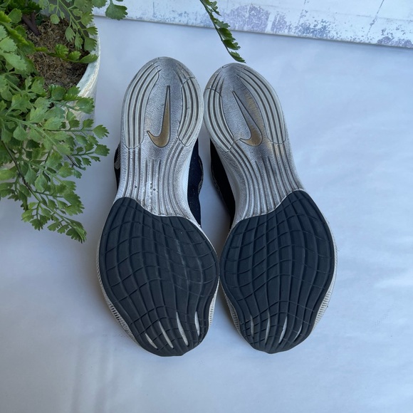 NIKE🔴Zoomx VAPORFLY Next% 2  Run women size 8 white/black/metallic gold $250 - Picture 9 of 14